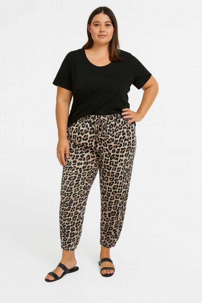 Pantalon fluide grande taille à motif animalier – Image 1