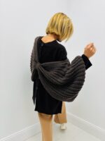 Pull “Twist Back” – Détail Noué dans le dos – Image 8