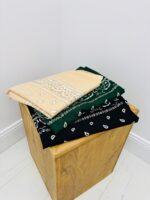 Foulard Motif bandana – Esprit vintage revisité – Image 2