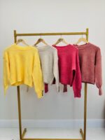 Pull Doux à boutons – Image 2