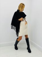 Poncho en Viscose à Franges – Marque VALENTYNE – Image 11