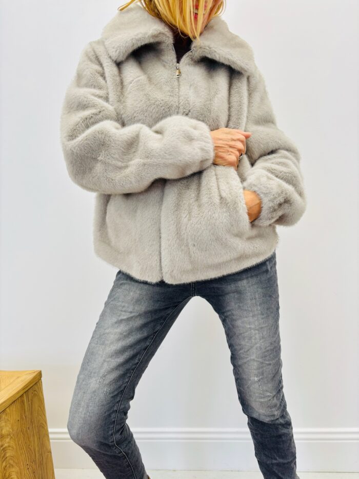 Veste en Fausse Fourrure – Image 5