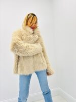 Veste Réversible effet fourrure – modèle par FREDA – Image 11