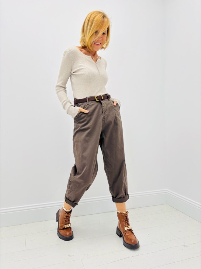 Pantalon Carotte avec ceinture – Made in Italy – Image 10