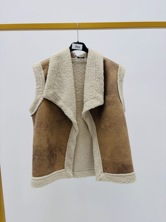 Gilet Sans Manches effet mouton - Made in Italy – Image 2