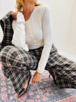 Pull Col rond boutonné – Image 3