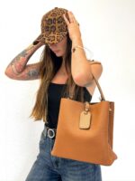 Sac Cabas Bicolore en cuir grainé – Élégance intemporelle