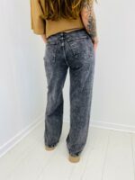 Jean Coupe Droite Double Bouton – Image 6