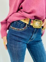 Jean Slim taille Haute avec broderies florales et ceinture tissée – Image 2