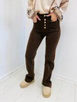 Jean Flared Taille Haute à boutons décoratifs – Image 6