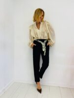 Blouse Bohème à Volants et Dentelle – Image 2