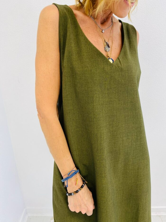 Robe sans manches – Image 1